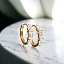 Cargar imagen en el visor de la galería, HOOPS ZIRCONES
