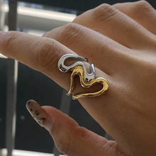 Cargar imagen en el visor de la galería, ANILLO DOBLE TONO TALLA 7
