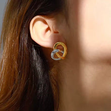 Cargar imagen en el visor de la galería, STUDS ENLACES DOBLE TONO
