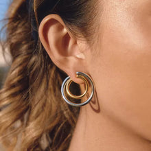 Cargar imagen en el visor de la galería, STUDS DOBLE TONO
