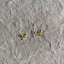 Cargar imagen en el visor de la galería, STUDS BOWS
