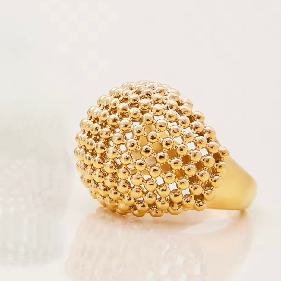 ANILLO GRANDE TEXTURIZADO