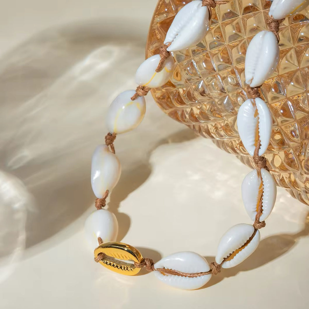 SEA SHELL CHOKER