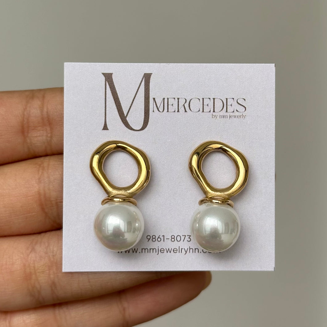 STUDS PERLAS