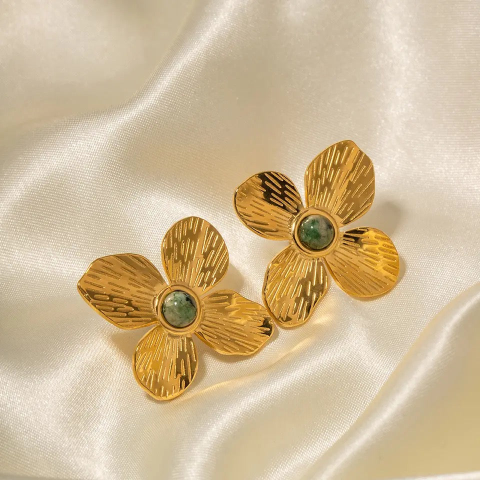 STUDS FLORES VERDES